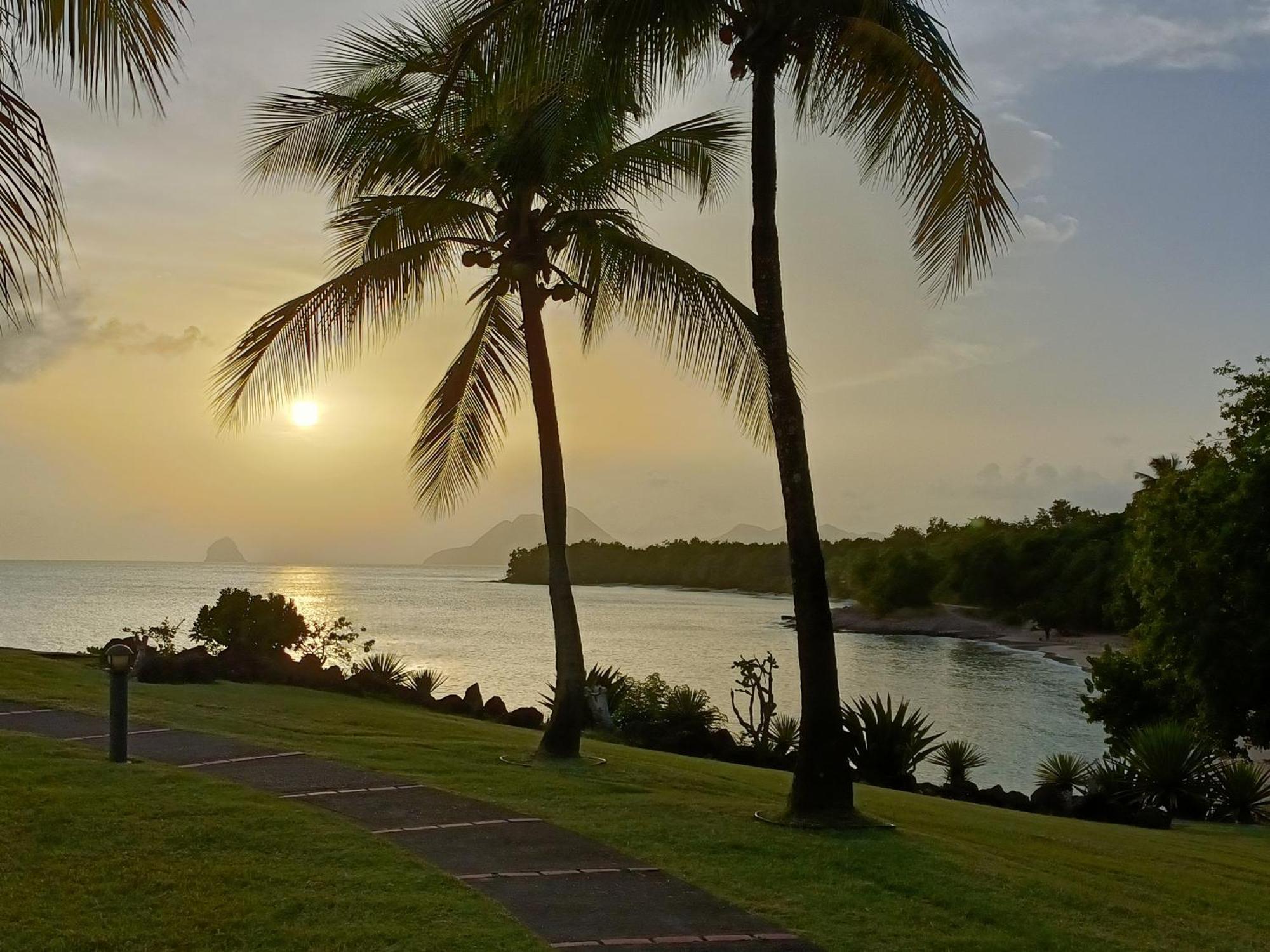 Le Madja'Kaz - Studio En Residence Et Bord De Mer - Sainte Luce Martinique Bagian luar foto